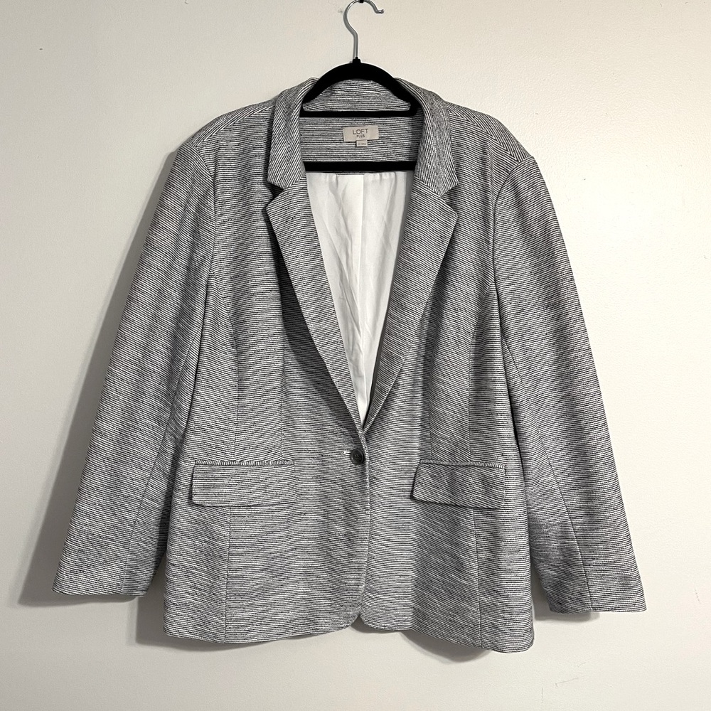 NWOT LOFT blazer in pale grey/heather white | beautiful condition | size 22